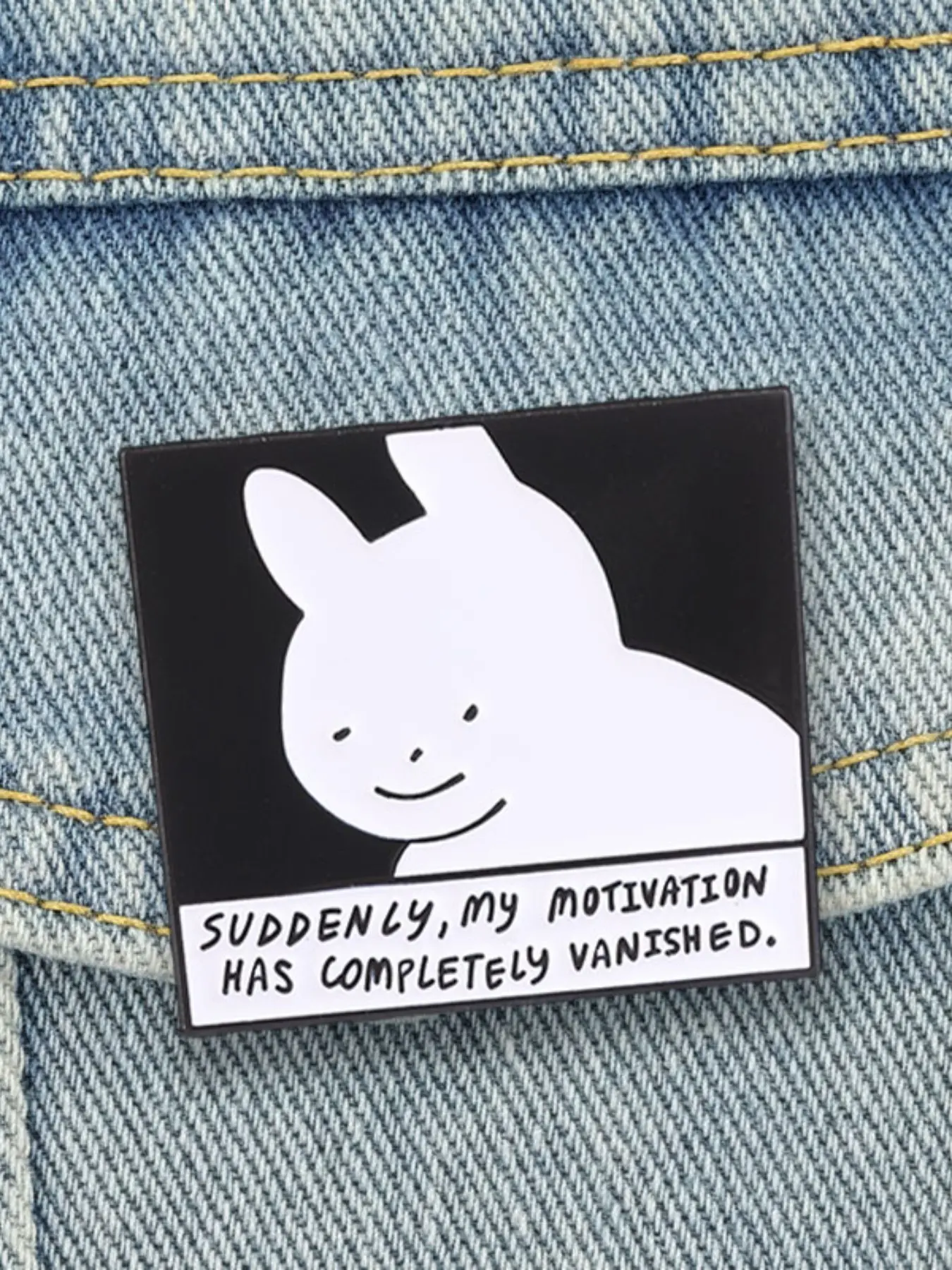 1-Piece Cartoon White Rabbit & Letter Design Brooch, Suddenly My Motivation Has Completely Vanished Enamel Pin,Cute Cartoon Badge for Backpack & Hat & Clothes Decor Pins, Fashion Accessories for Women & Men