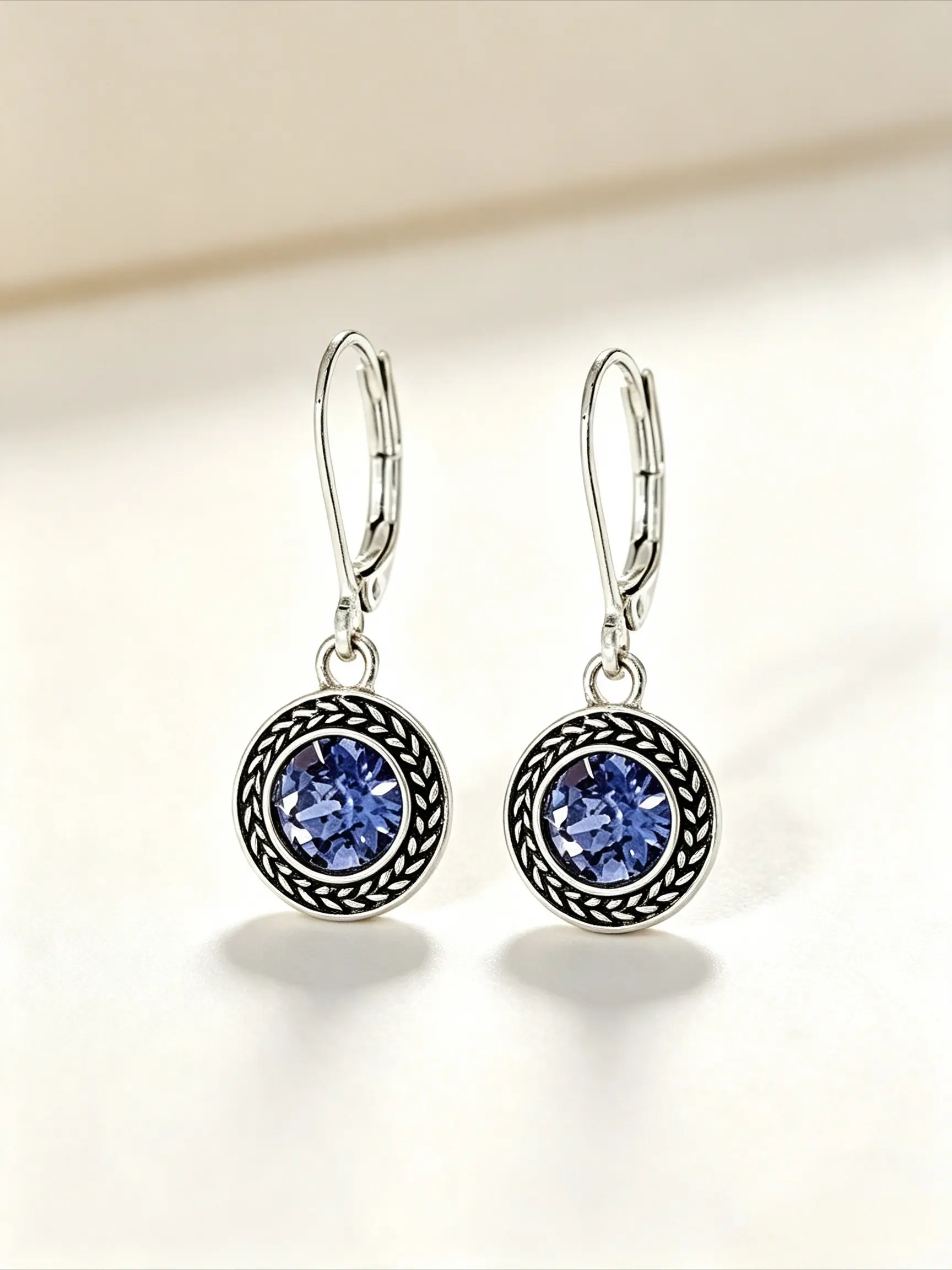 A Pair of Vintage-Style, Distressed Relief-Carved Sapphire Earrings: Women's Light Luxury, Niche Fashion Design, Ethnic-Inspired, Versatile Commuter Earrings