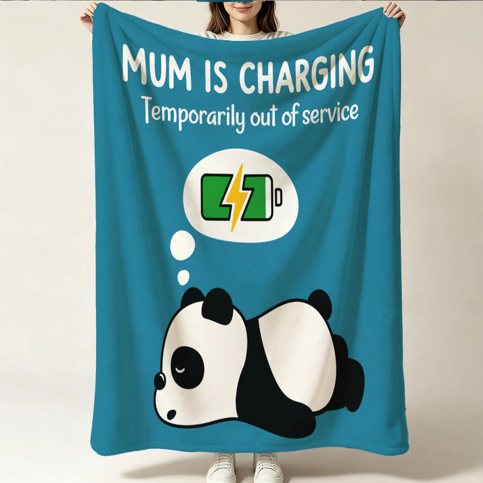 1 Pack Cute Digital Print Panda "Mum Is Charging" Flannel Blanket, Funny Cozy Gift Blanket, Suitable for Sofa, Bed, Office and Travel, Thoughtful Funny Mother’s Day Home Decor Gift for Mom