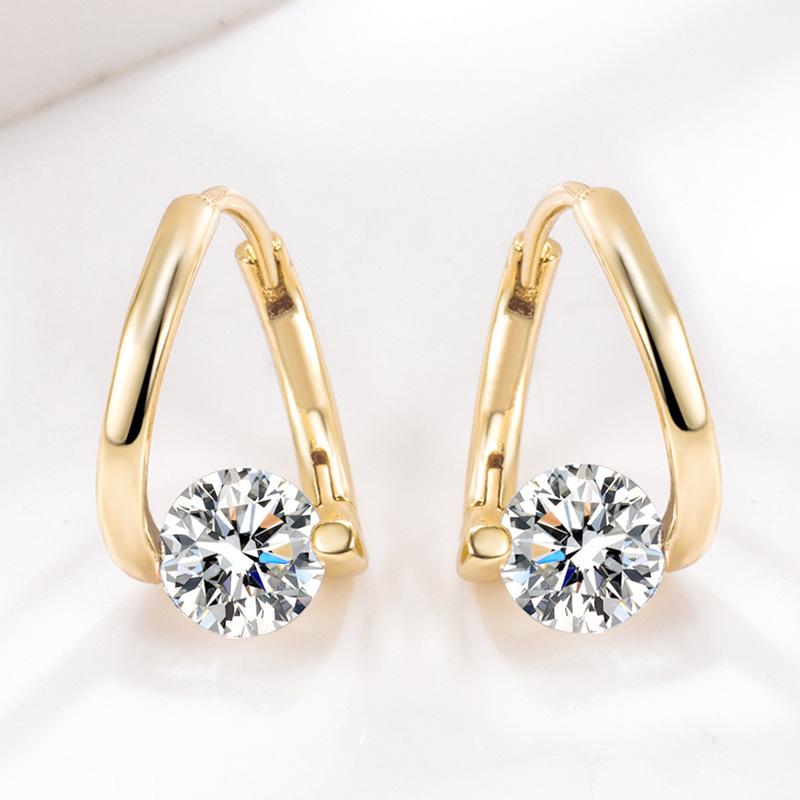 Ins-style accessories, light luxury, irregular diamond-studded high-end earrings, feminine, fashionable, and sophisticated