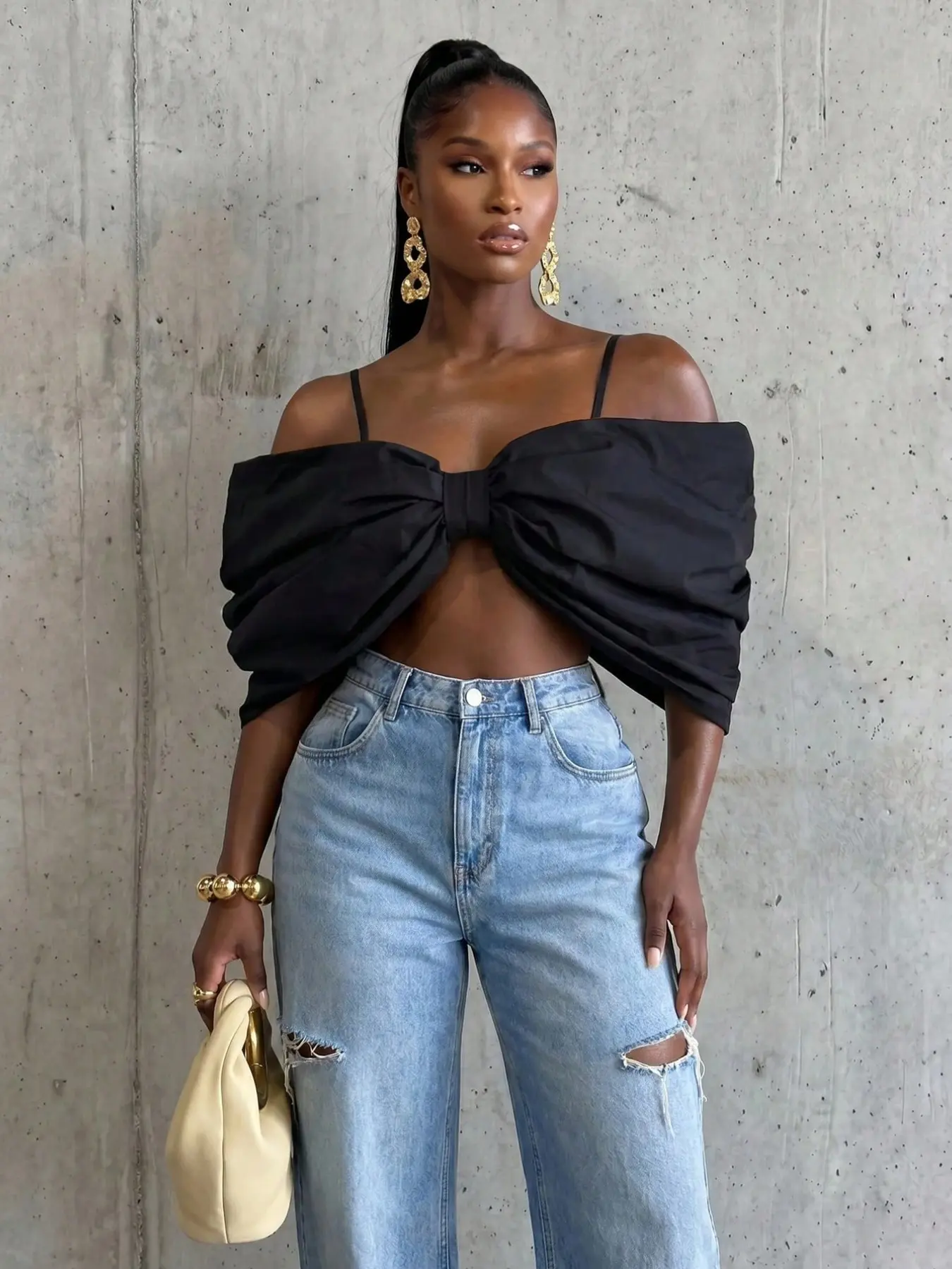 Women's 3D Bow Cropped Camisole Top, Slim-Fitting Chic Party Wear, Solid Color, Unlined, Perfect for Rave Nights and Summer Events