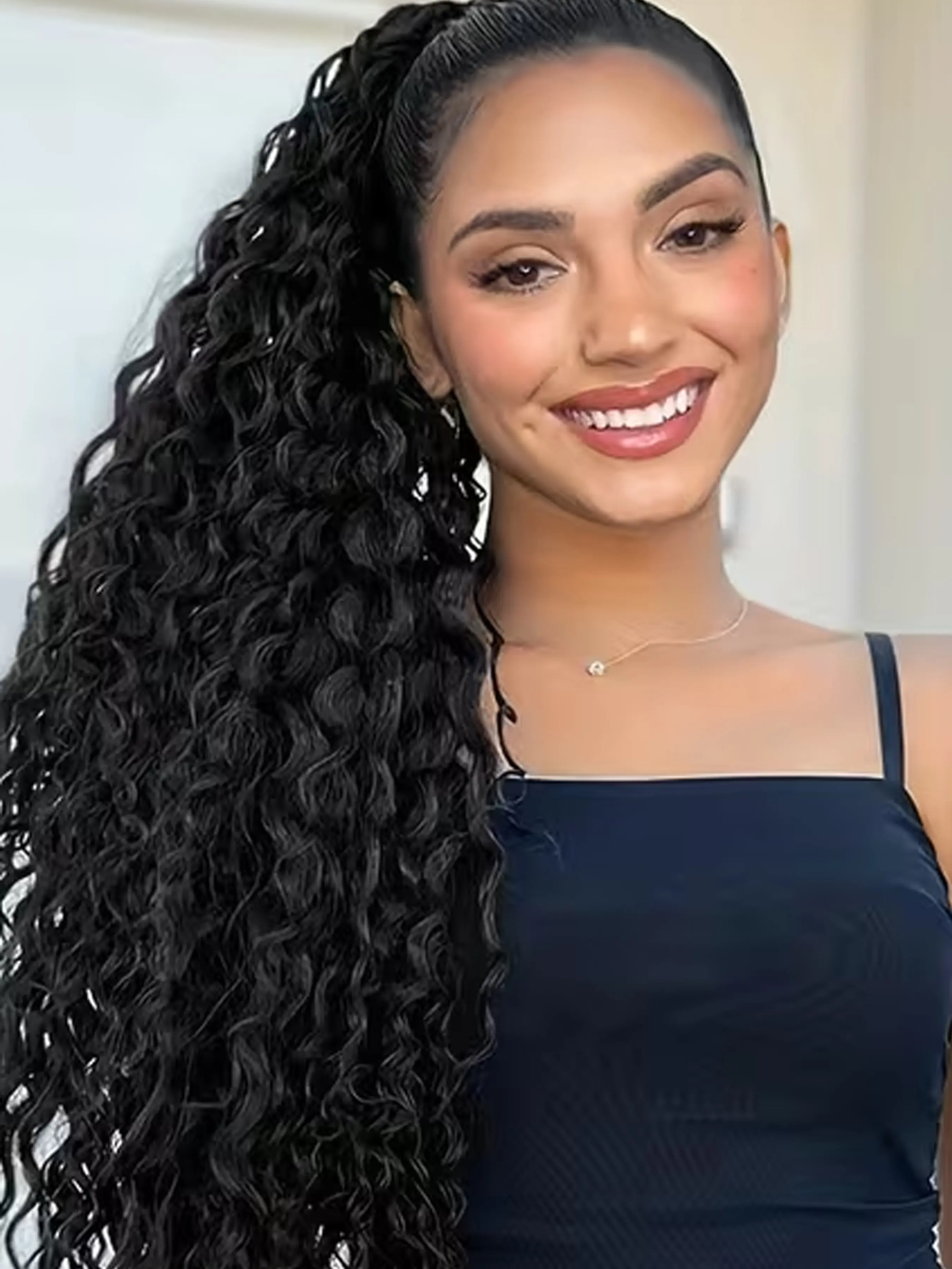 24 Inch Long Drawstring Ponytail Extension for Women, Synthetic Deep Wavy Clip In, Curly Hair Extensions for All Seasons, Wavy Synthetic Hairpiece, Curly Wave Extensions