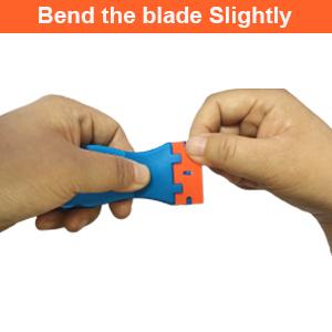 4 Pcs Plastic Razor Blade Scraper and 100 Pcs Blades, Remove Label Decal Tool， Forwithout Scratches Plastic Razor Blade Scraper, Adhesive Remover for Stickers, Gaskets and Paints on Window Car Glass