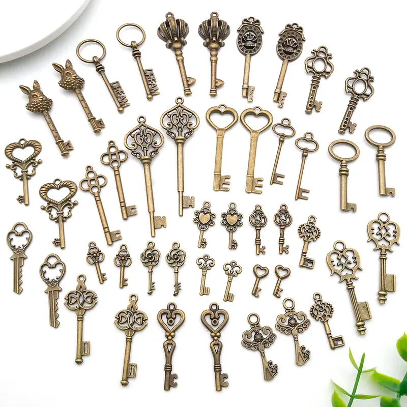 46pcs Mix Vintage Skeleton Keys Set, Filigree Steampunk Keys, Antique Bronze Keys Charms Pendants, Jewelry Findings Making Accessory For DIY Necklace Bracelet Decoration, DIY Jewelry Accessories