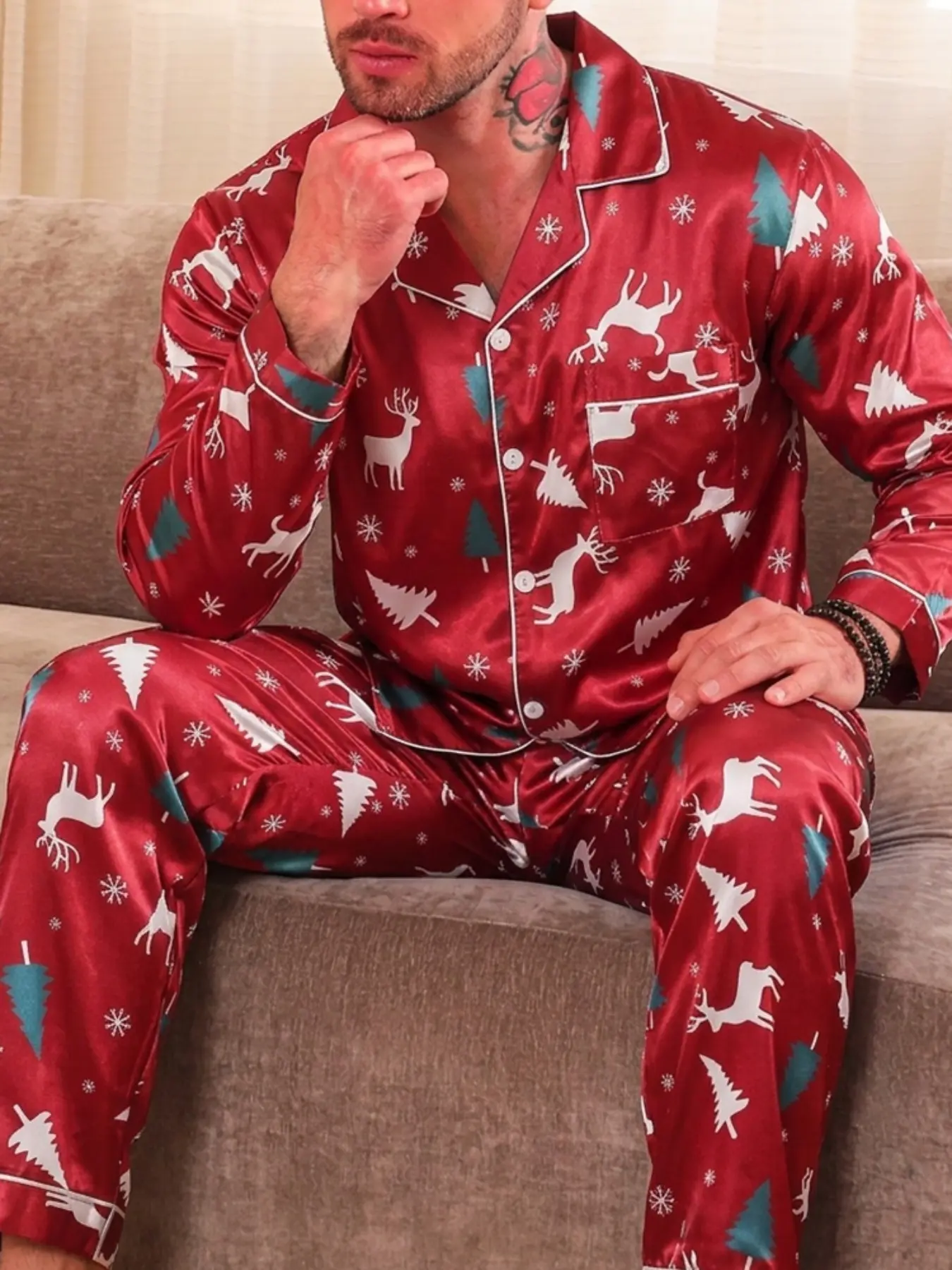 New Men's Christmas Long Sleeve Pajama Set, Reindeer Geometric Print, Comfortable Sleepwear, Perfect for Holiday Parties