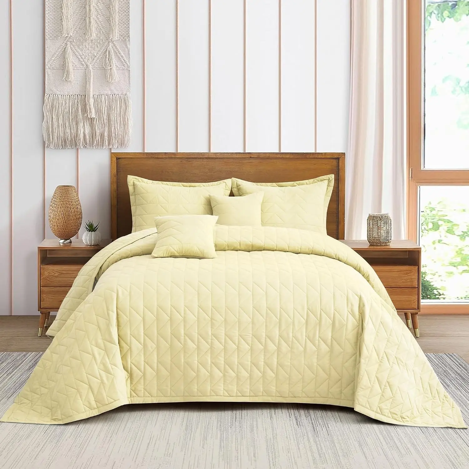 Oversized King Bedspread 128x120, Diamond Stitch, Ivory Yellow Extra Wide Coverage, 5-Piece Quilt Set, Geometric Design, Lightweight Reversible Coverlet, Straight Edge, King/Cal King