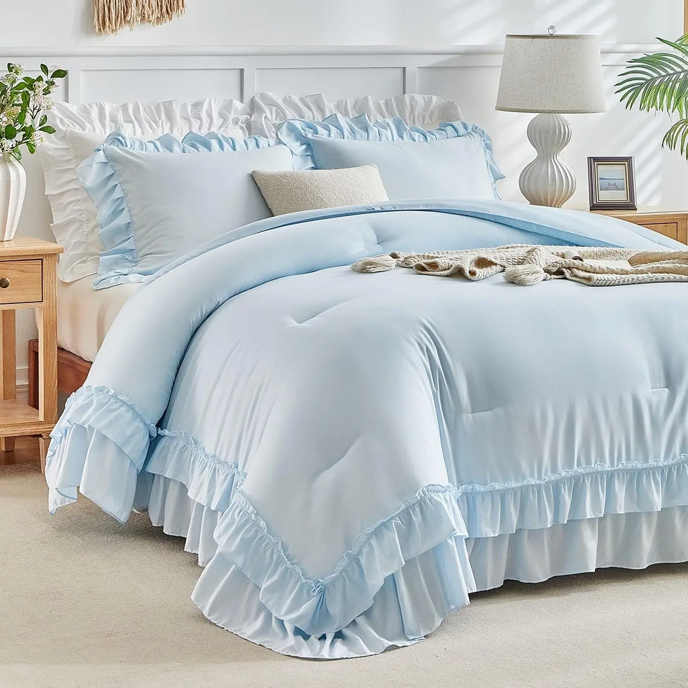 Blue Ruffle Comforter Set Full/Queen Size, 3 Pieces Vintage Farmhouse Comforters, Color Lightweight Soft Bedding Sets for All Season (1 Ruffled Comforter + 2 Pillow Shams)
