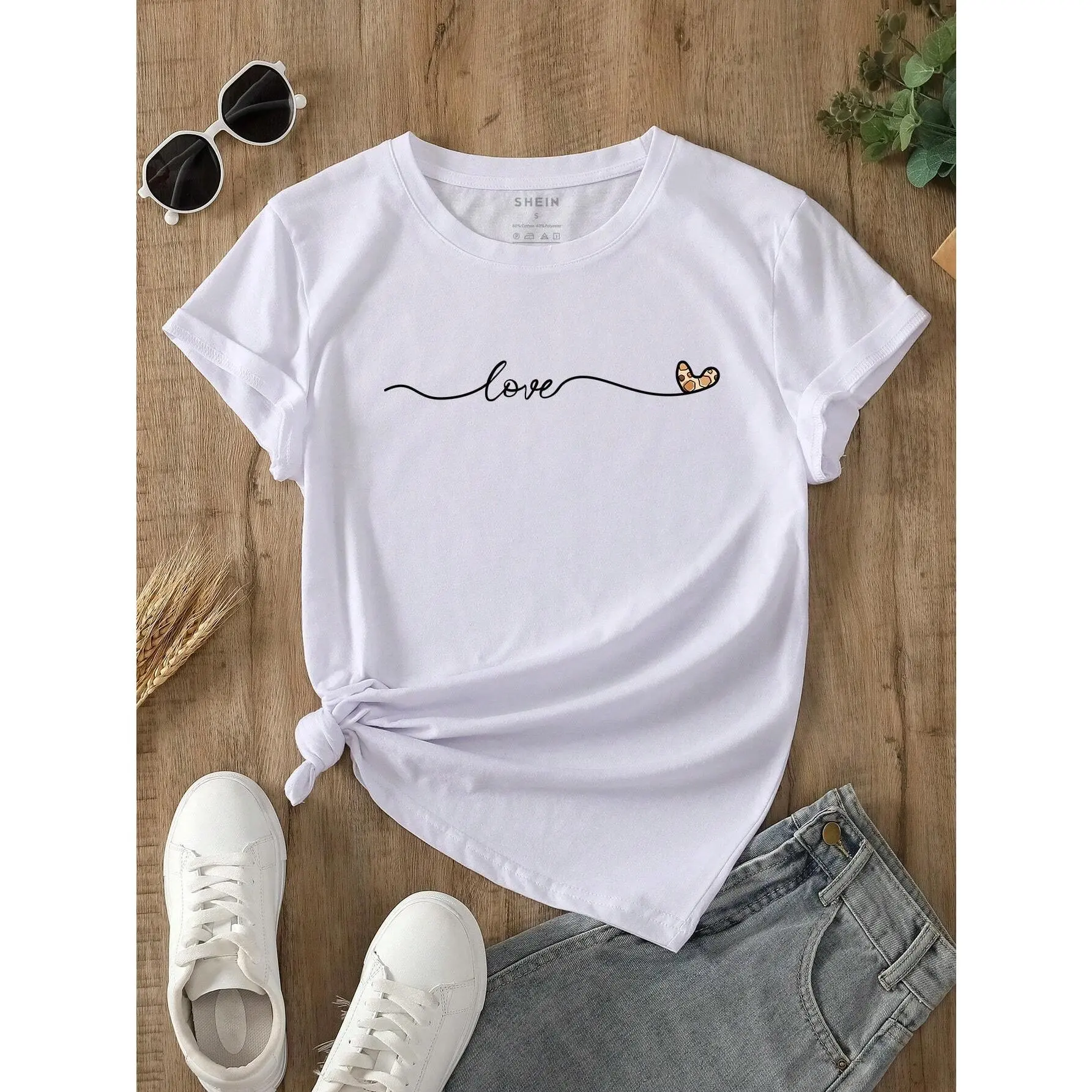 Women's Casual T-Shirt, Breathable Valentines Day Shortsleeve with Heart & Letters Graphic, Round Neck Standard Cut, Tshirt, Women's Clothes, Polyester, Cotton, All Over Print, Crocking Fastness, Tops, Fabric, Fit, Short Sleeve, Machine Washable, Do Not D