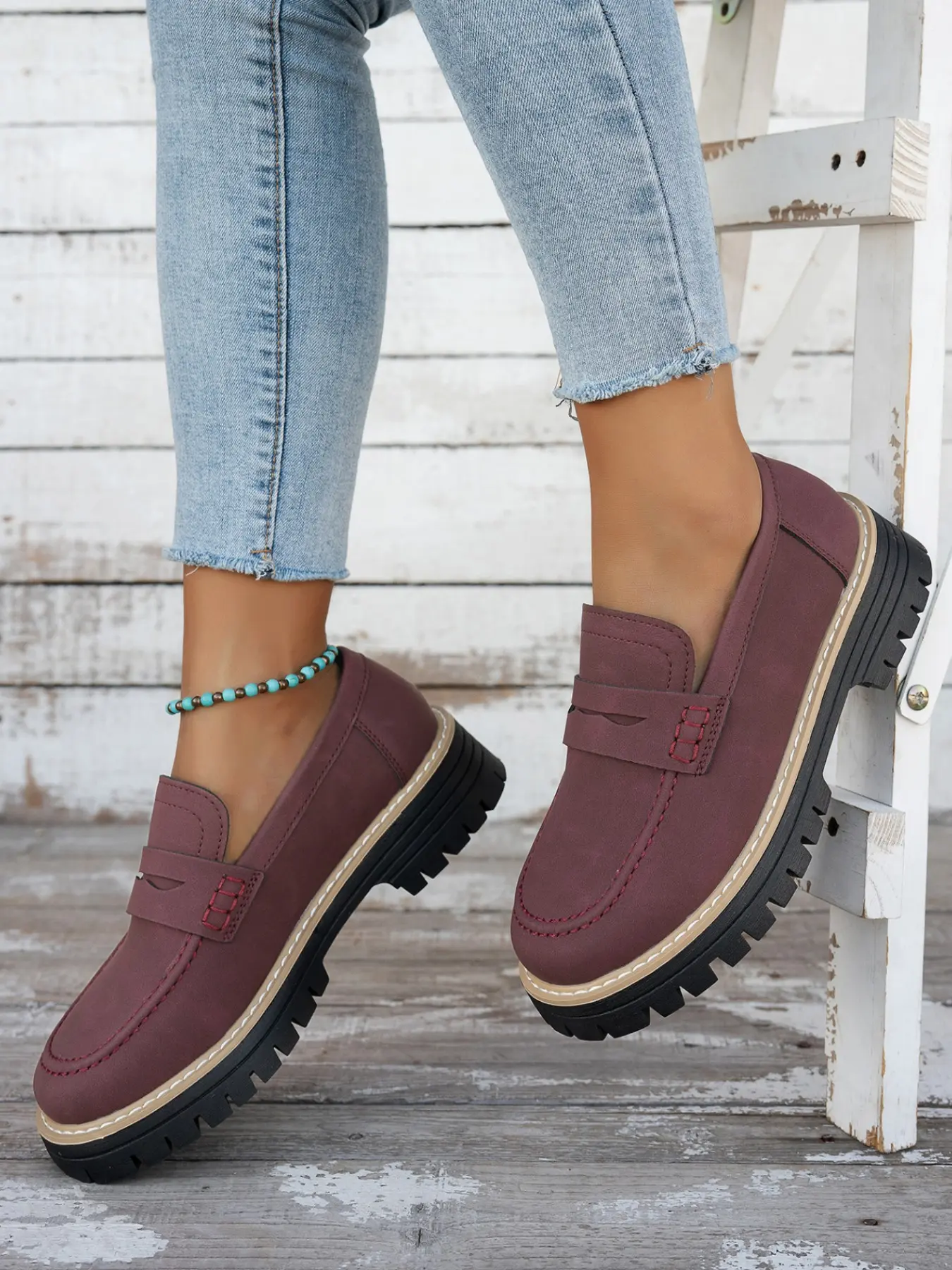 Women's Fashion Versatile Shoes, Loafer Slip-On Design, Comfortable and Convenient, Ideal for Daily Work or School, Height-Boosting and Durable
