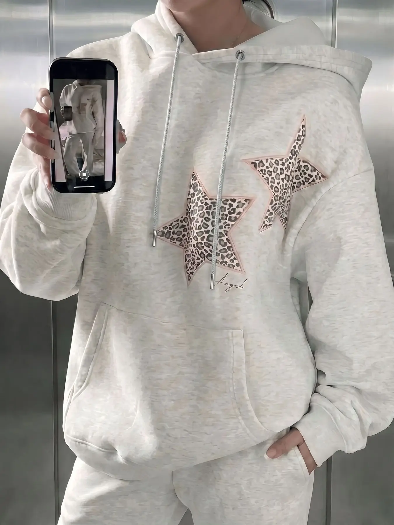 Women Heather Grey Leopard Star Angel Print Hoodie Sweatpants Co-ords Outfit Set, Drawstring Hood Kangaroo Pocket Oversized Long Sleeve Tracksuit, Loose Casual Two Piece Loungewear Suit, Y2K Coquette Aesthetic Streetwear Matching Sets, Trendy Daily Lounge