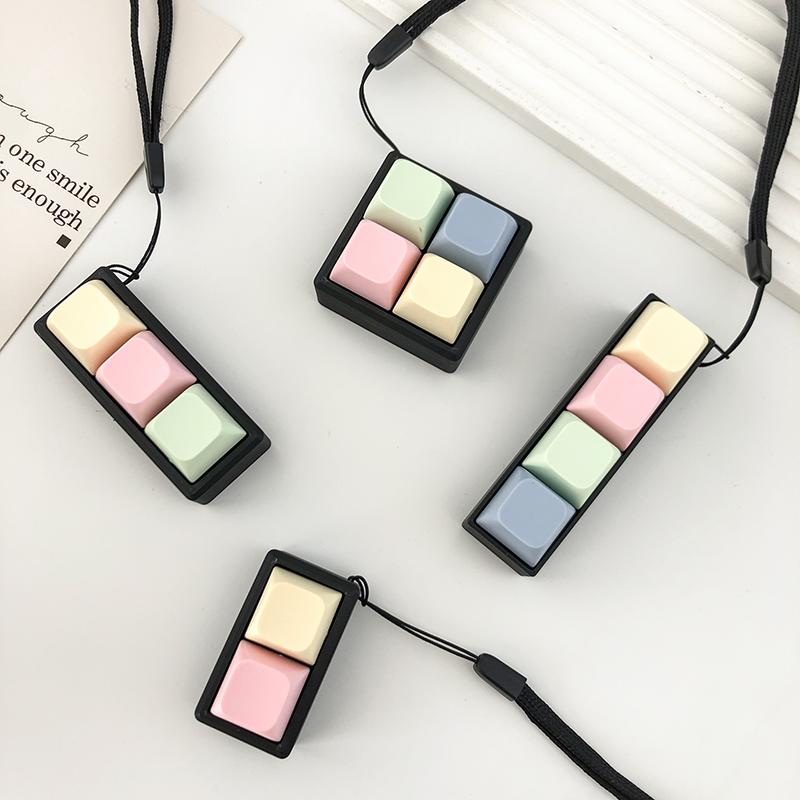 Keyboard Keycap Design Keychain, Creative Keyboard Keycap Keychain, Unique Backpack and Phone Accessory, Car Interior Decoration Accessories, Stress Relief Fidgeting