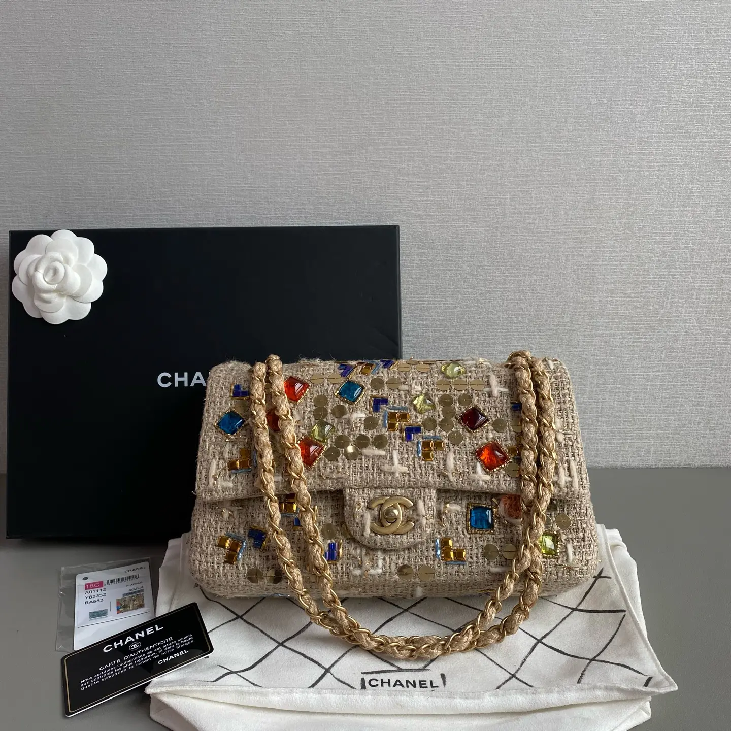 Pre-owned Chanel Limited Edition Tweed Medium CF Shoulder Bag Luxury Bag P04E26005