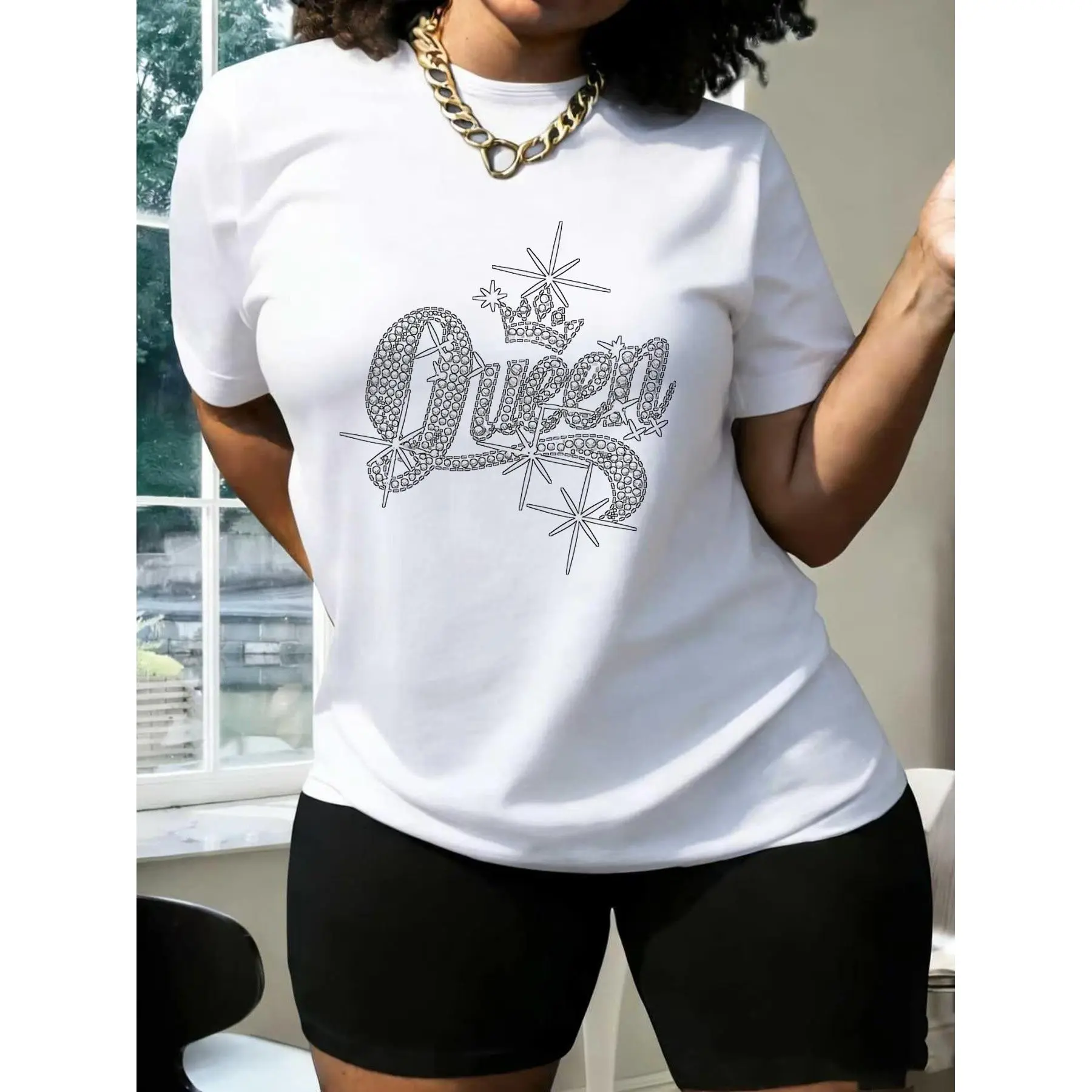 Men's 100% Cotton Vintage Queen Crown Graphic T-Shirt - Menswear Tops, Unisex, Short Sleeve Round Neck, Sparkly Rhinestone Detail, Regular Fit, Chinese New Year Casual Top, Stretch, Rhinstone Detail, Year-Round Wear, Sparkle Accents, Slight Stretch