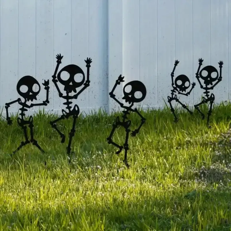 Halloween Metal Skull Figure, Funny Insert Sign, Outdoor Garden Decoration, Courtyard Ornament, Festive Prop