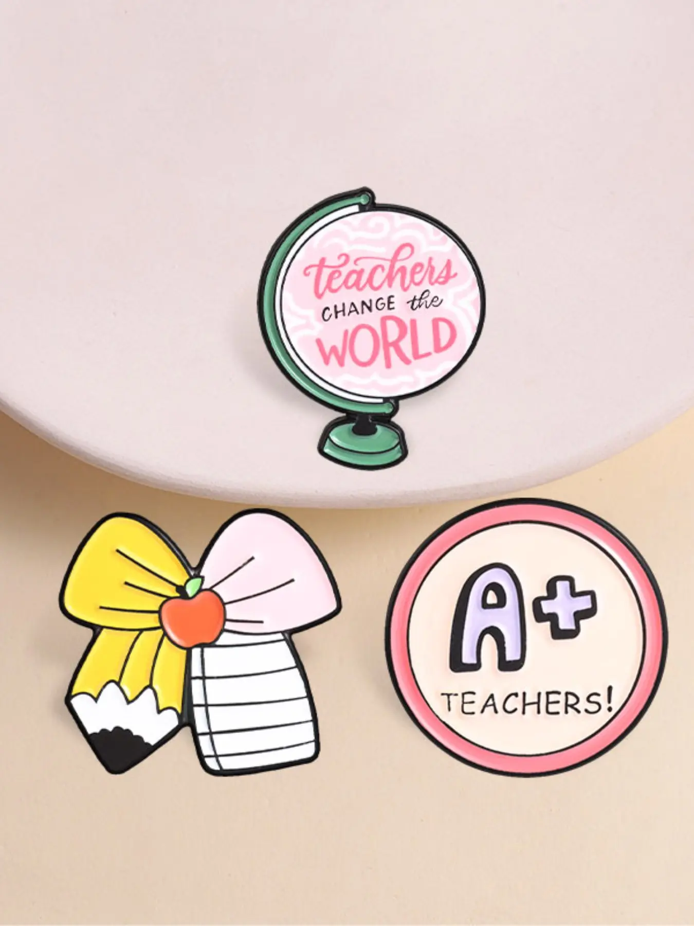3-Piece Gratitude Teacher Theme Enamel Pin, Globe and Pencil Bow Badge Brooch with Inspirational Quote, Fashion Accessory for Clothes and Bakcpacks, Teacher’s Day Gift for Educators, Enamel Lapel Pins