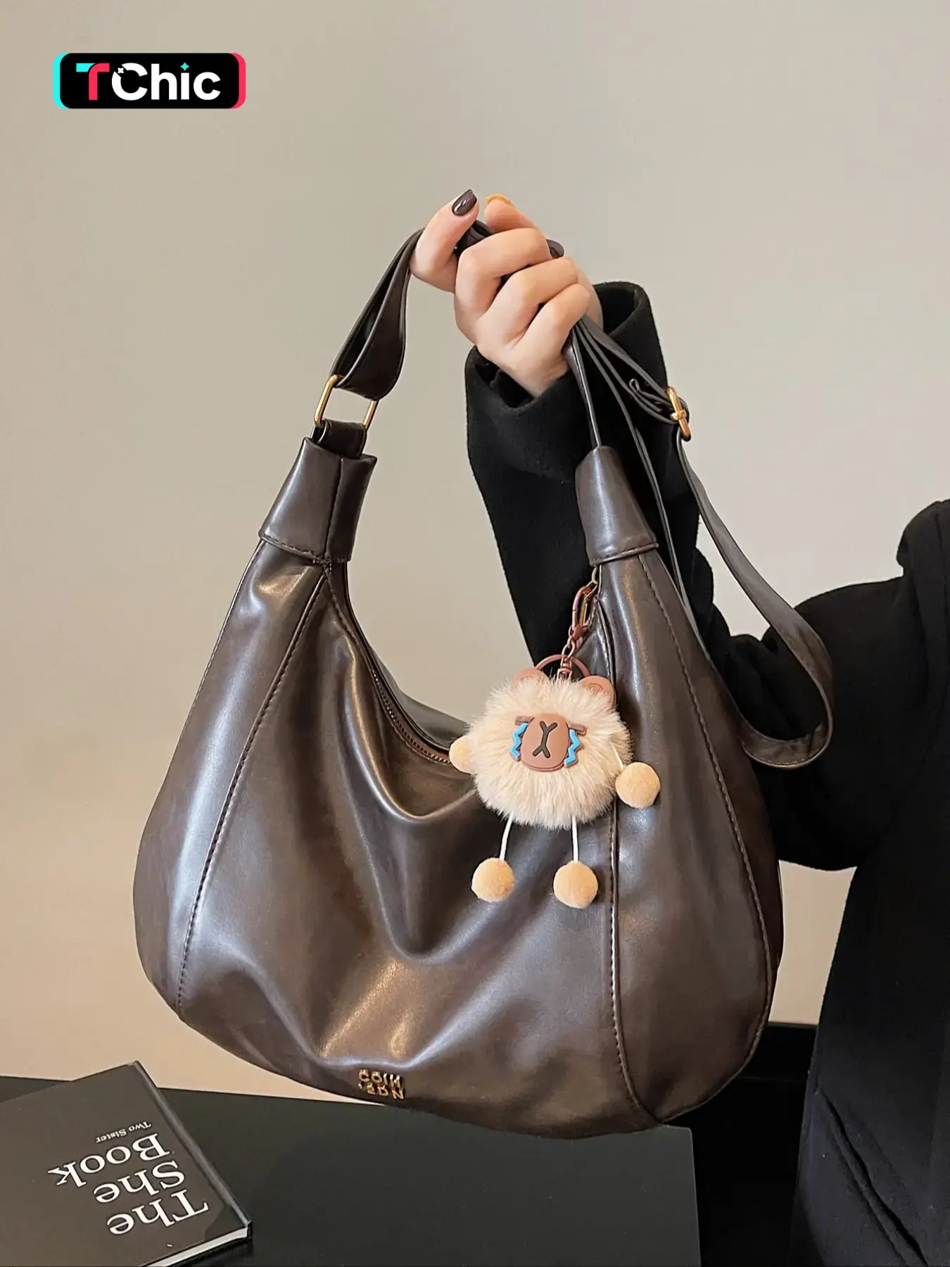 Women's PU Crescent Bag, Casual Shoulder Bag, Fashionable Bags, Fashion Vintage Stylish Crossbody Shoulder Bag with Plush Charm, Shoulder Hobo Bag, Perfect for Commuting, Shopping, College, Gift Use