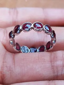Fashionable and Unique Personalized Ladies' Ring  with Red Cubic Zirconia Stones. Suitable for Daily Commuting Parties Vacations Dates and As Birthday Gifts or Anniversary Presents.