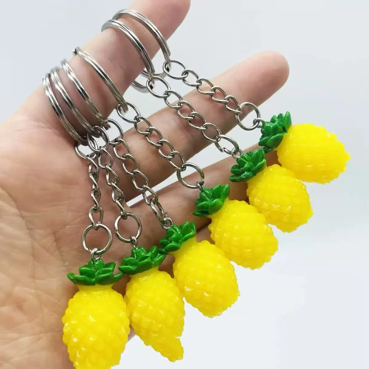 10 Pcs Realistic Pineapple Keychains, Key Rings, Car Key Fruit Accessories, Bag Charms, Creative Personalized Gifts, Unique Keychain Decorations