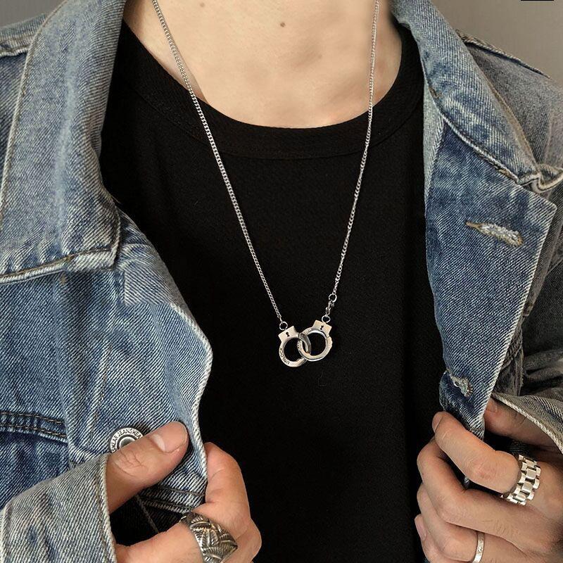 Vintage Handcuffs Disco Dancing Couples Necklace Tide Sweater Chain Joker Pendant Punk Street Clavicle Chain