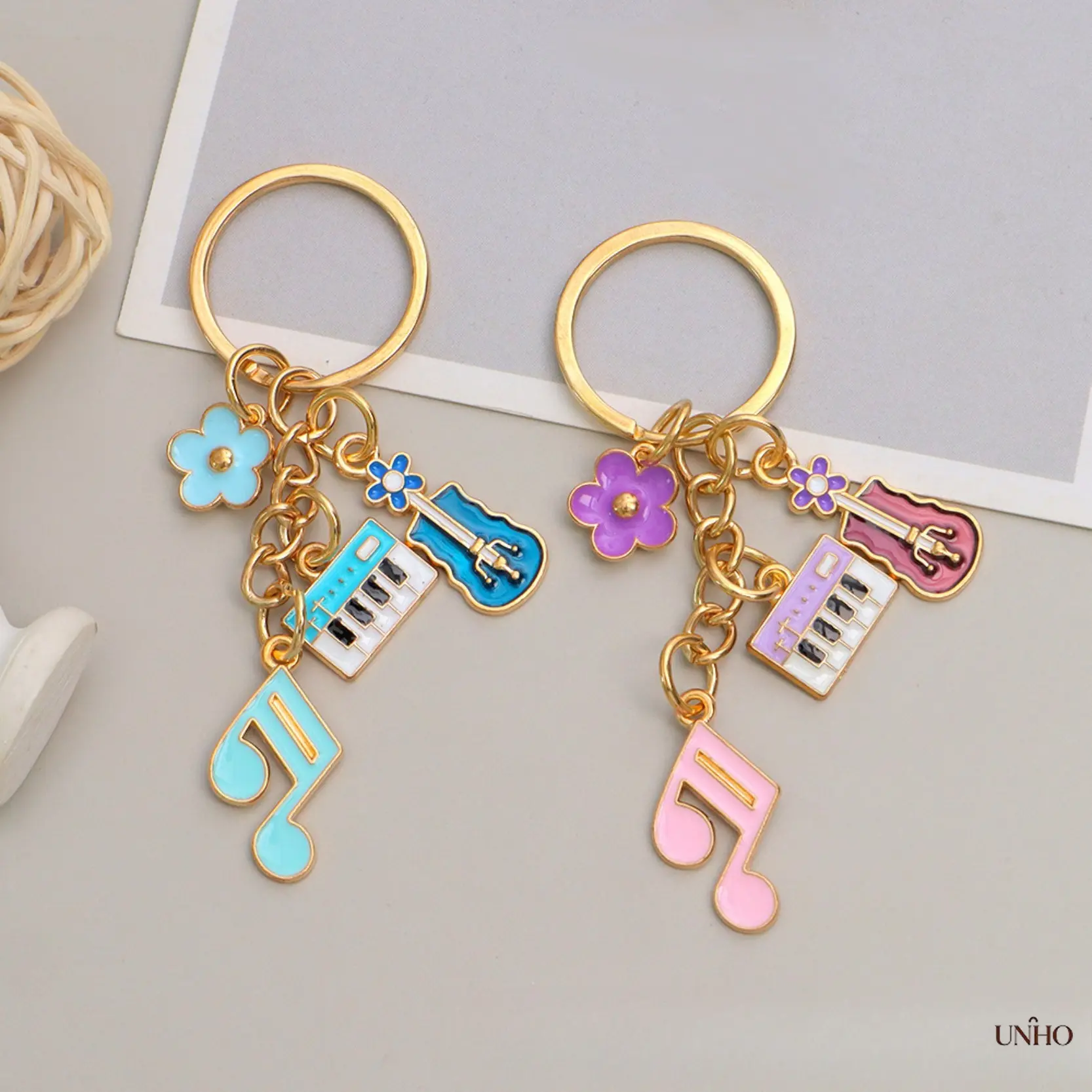 Literary Music Note Cat Keychain, Alloy Bag Charm With Cat Playing Piano Pattern, Exquisite Decorative Pendant Jewelry For Keys And Handbags, Suitable For Daily Carry And Gift Giving