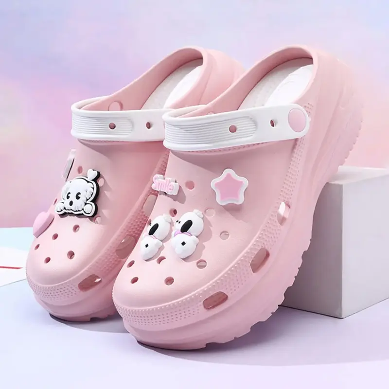 Women's Pink Cute Cartoon Decorated Clogs, Casual Comfortable Non-slip Clogs for Indoor Outdoor Wear, All-match Clogs for Daily Wear, Walking Shoes, Breathable Sandals, Thick Sole Slippers, Affordable Slippers #GLOBAL PICKS