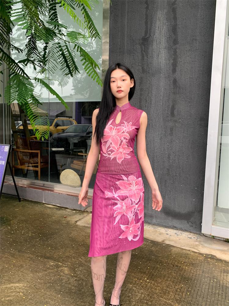New Chinese-style lily pattern reversible cheongsam top + new Chinese-style lily pattern reversible one-piece skirt