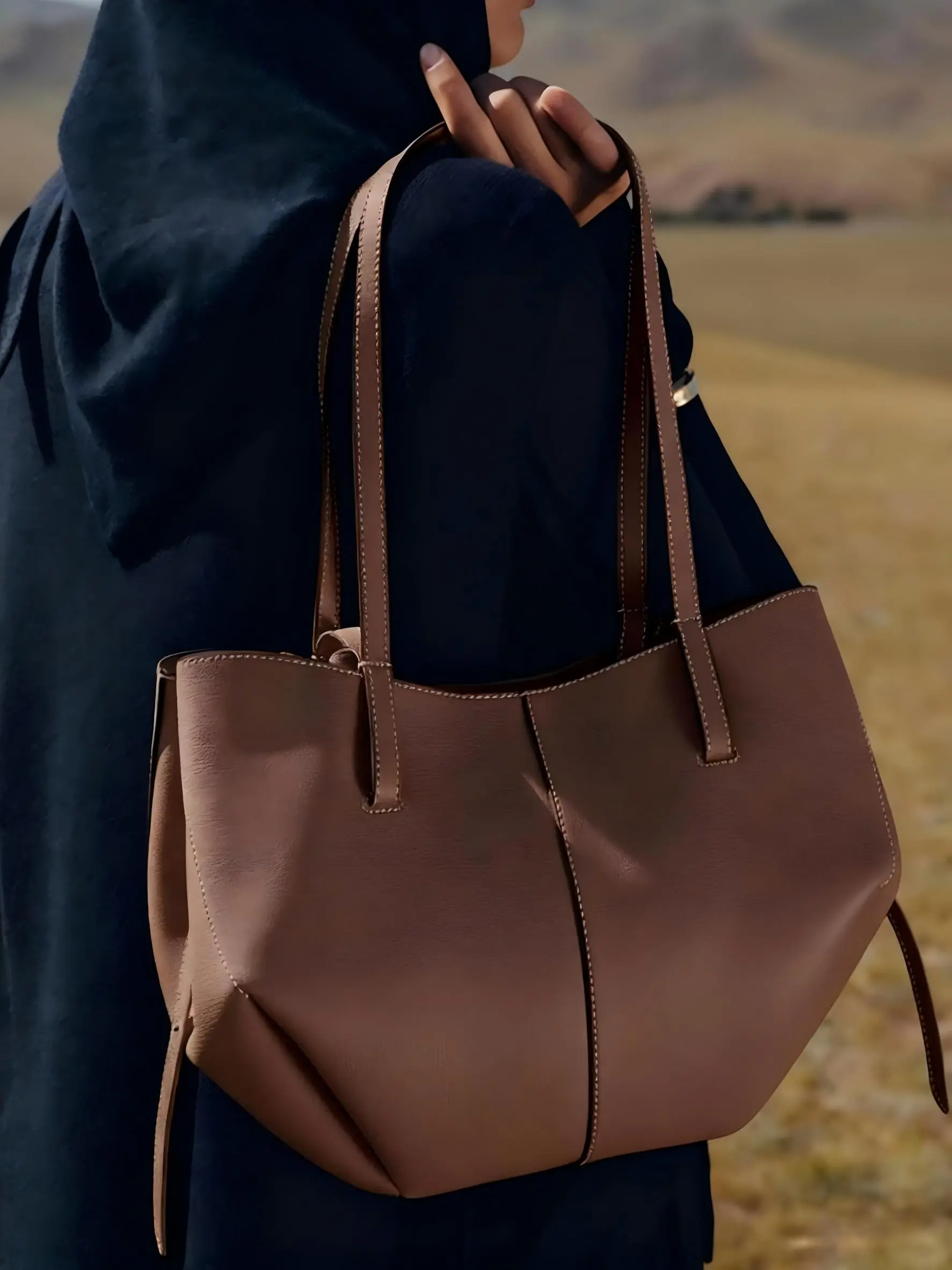 Women's Genuine Leather Feather Bag, Large Tote Bag, High Capacity Bucket Bag, Fashionable Shoulder Handbag for Daily Use & Special Occasions, Everyday Shoulder Bag, Casual Fashion Bag