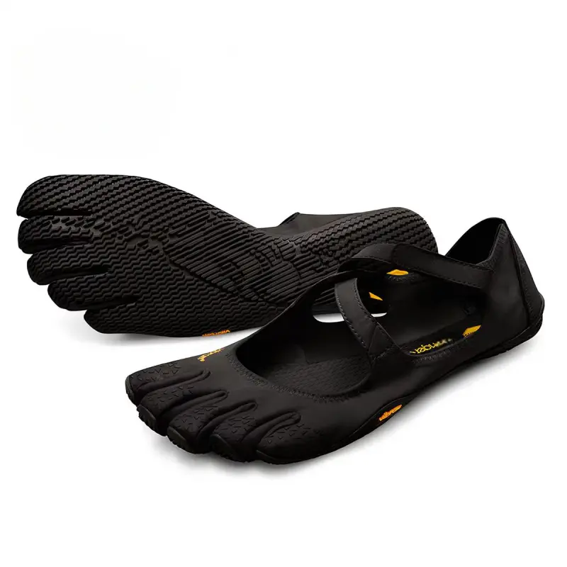 Five-toed shoes for Pilates, indoor fitness, yoga, and dance