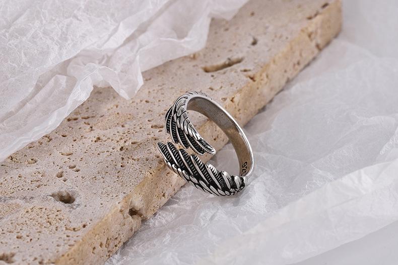 Vintage Distressed Feather Ring |   Thai Silver Wing Design |   Minimalist & Trendy Statement Ring for Women