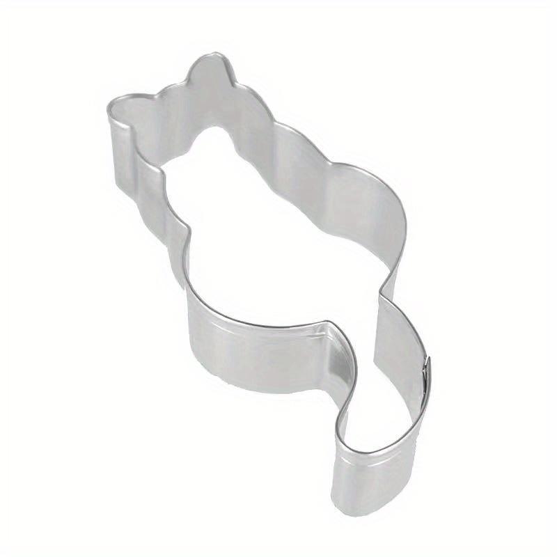 A Cute Cat-Shaped Cookie Cutter for Christmas - Suitable for Baking During Christmas, Halloween, Easter, Thanksgiving, Various Holiday Baking, Winter Holiday Baking, And Pet Baking