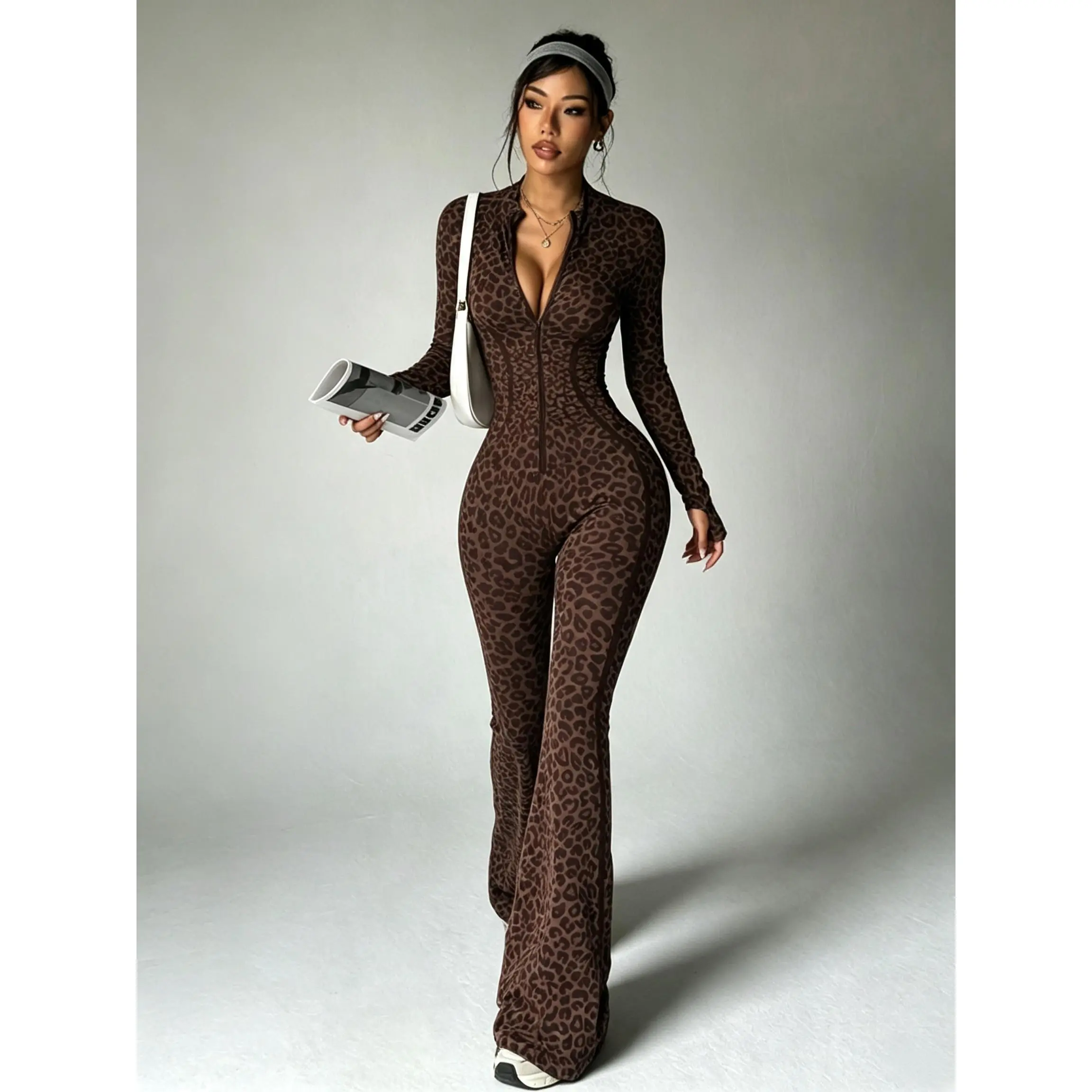 Women Leopard Print Long Sleeve Jumpsuit, Zip‑Front Flared Leg One‑Piece Outfit, Stretch Athletic Bodysuit for Workout Daily Streetwear
