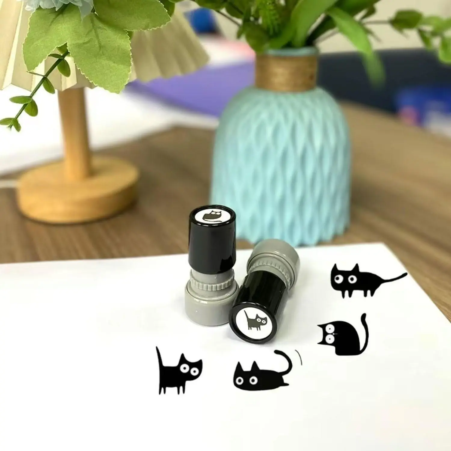 Cute animal design stamps, teacher reward stamps, suitable for office supplies and stationery for Teacher's Day, Halloween, Christmas, schools and offices, as well as art stickers and booklet stamps.