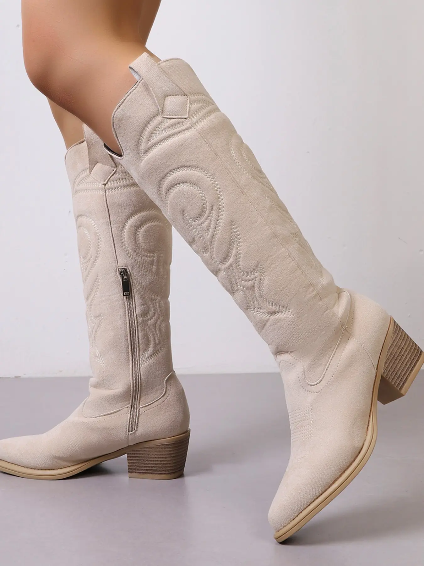 Women's Western Vintage Rodeo Boots, Western Fashion Boots, Full Retro Car Line Embroidery, Pull Loop Ankle, Non-Slip Rubber Sole, Bohemian Style Mid-Calf Boot