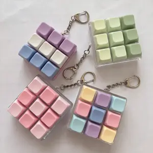 Keyboard Fidget Keychain, 9 Keys Stress Relief Clicker Toy, Mini Keyboard Bag Charm, Car Keychain, Backpack Pendant, Cute Gift for All Ages