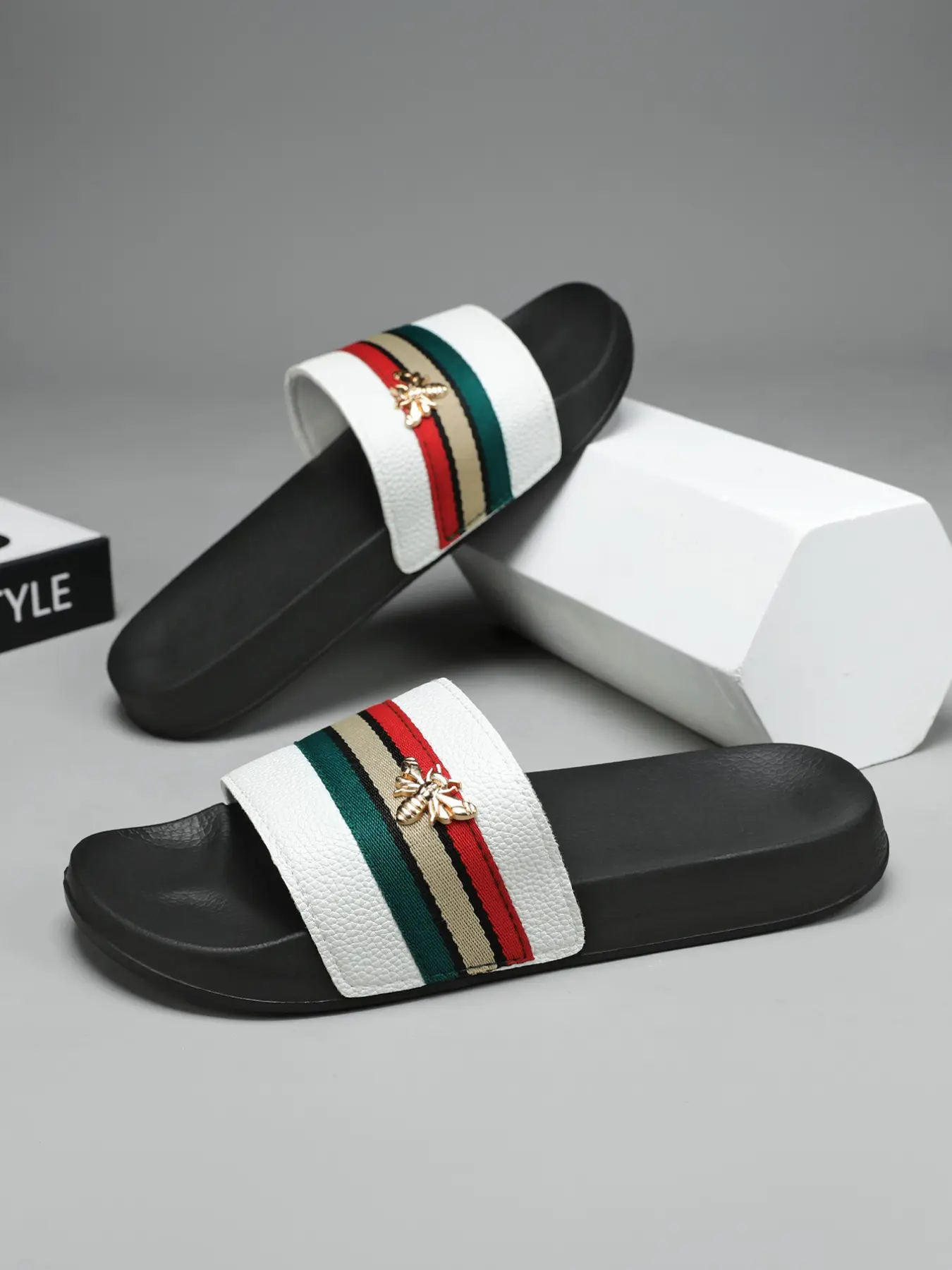 Men's Fashion Slippers, Casual Summer Sandals, Non-Slip Beach Shoes, Comfortable Open-Toe Flat Slippers, Sporty Leisure Footwear