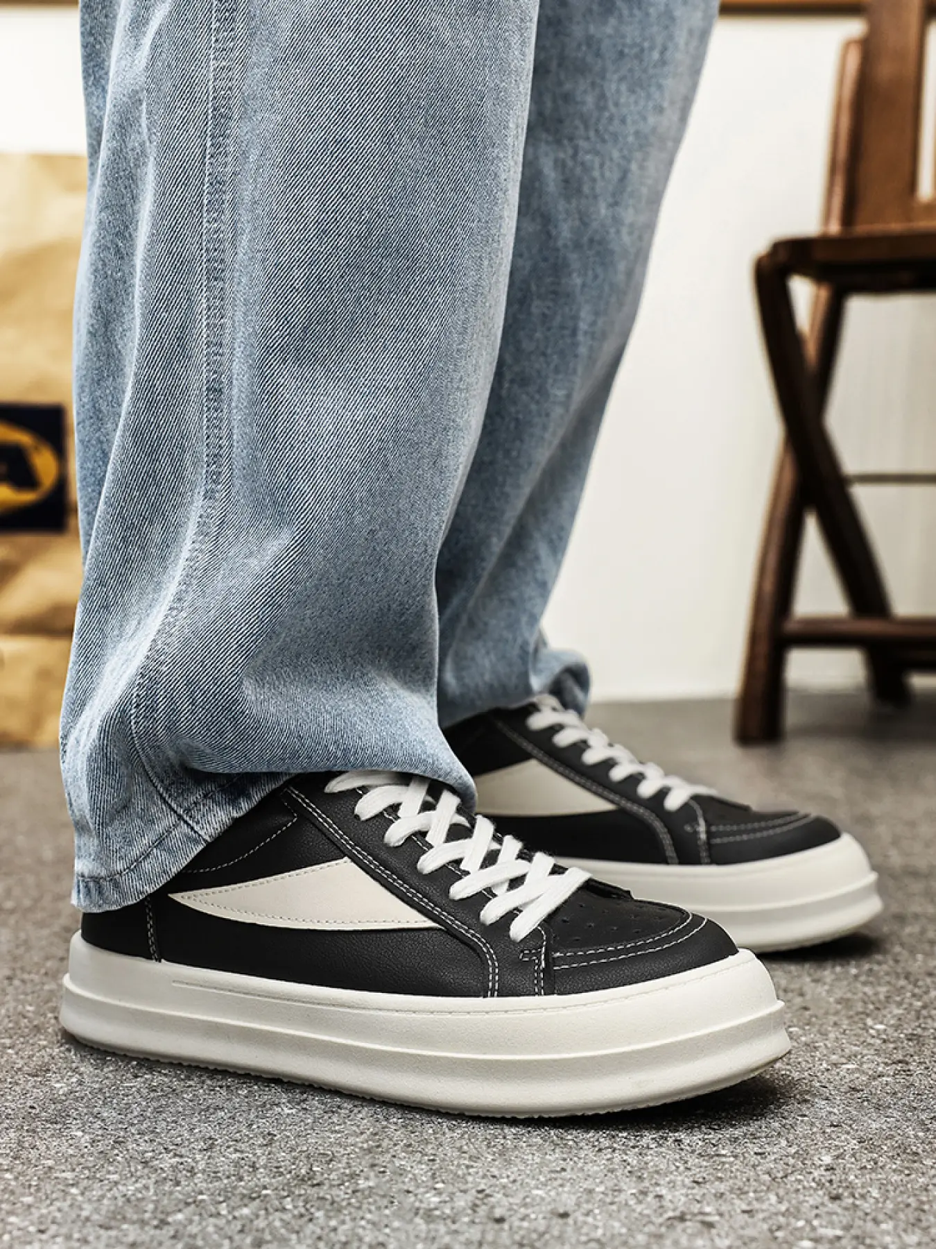 Clean Minimal Men Low Top Platform Skate Footwear, Soft Leather Upper With Line Accents Perfect For Workplace Commute And Daily Street Outings