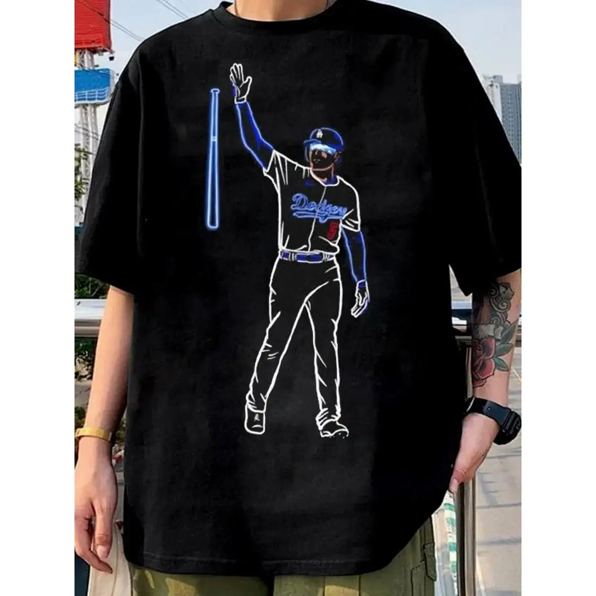 Freddie Freeman #5 Bat Raise Walk-Off Celebration Graphic Sports Tee