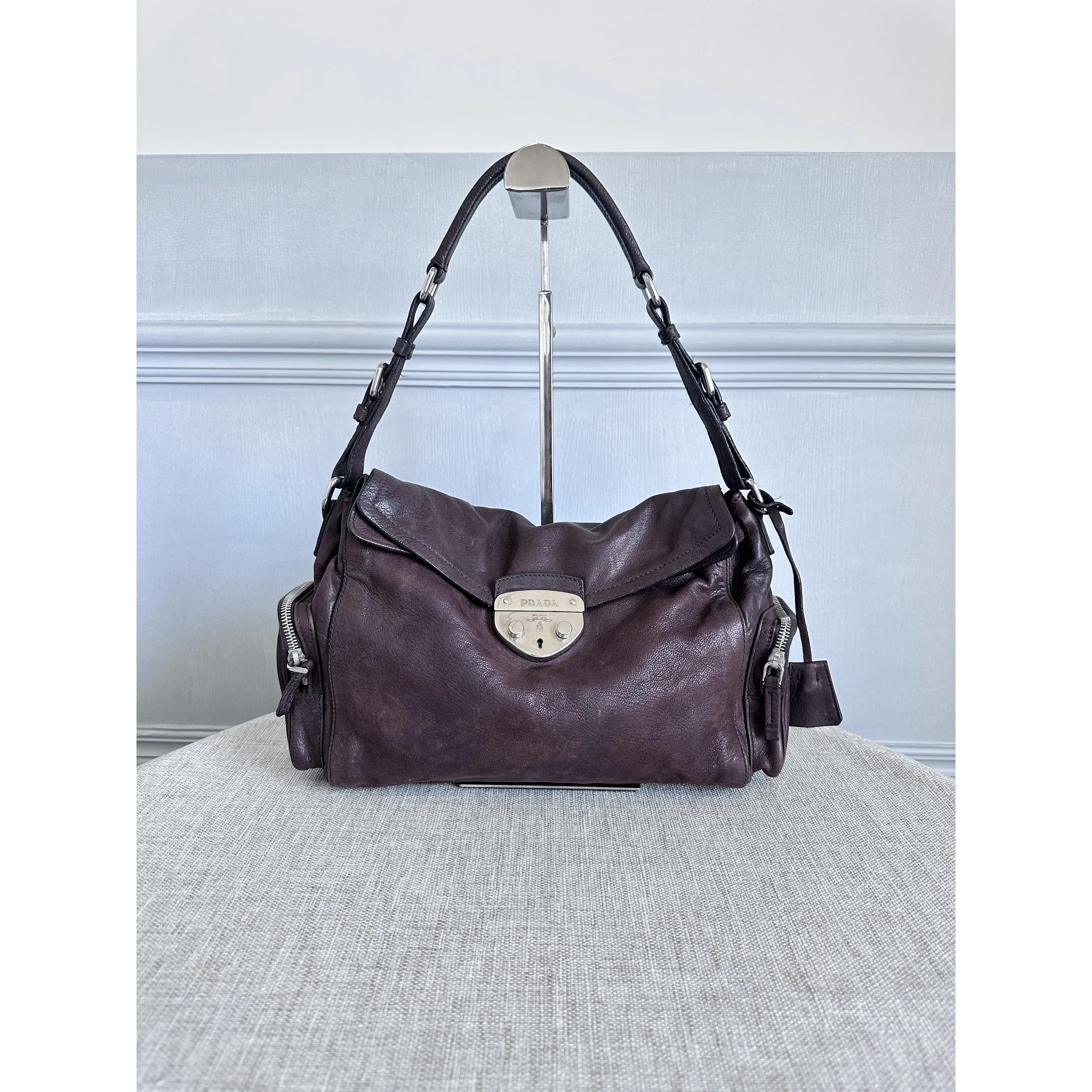Pre-owned PRADA Dark Brown Soft Leather Flap‑Lock Shoulder Bag