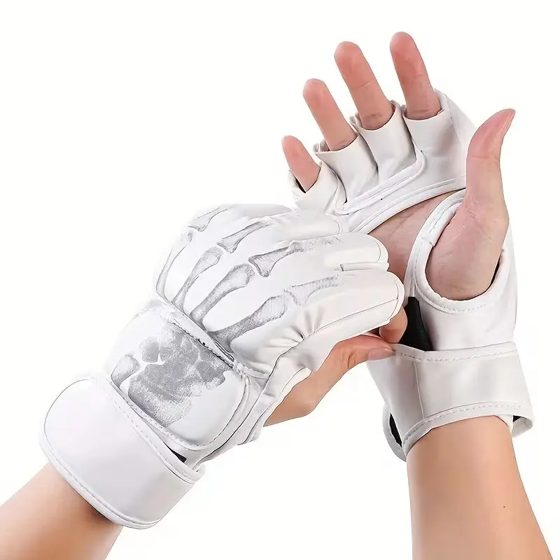 Boxing Gloves for Fitness, Durable Punching Gloves with Sleeve Design, Available in / Colors, Ideal for Boxing Training
