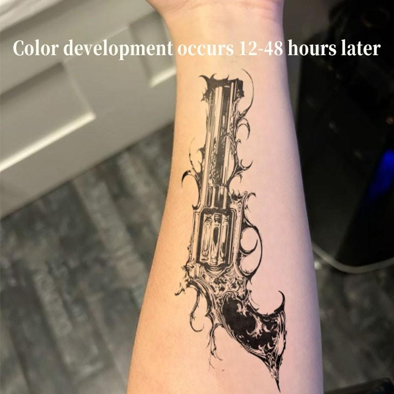 1pcs Street Pistol Herbal Juice Tattoo Sticker Sexy Spicy Girl Temporary Tattoo Back Waterproof Durable Halloween Party Gift Y2K Fake Tattoo for Men and Women