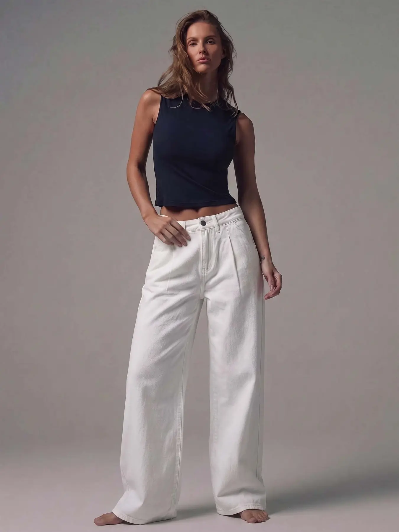 Washed Mid-Waist Wide Leg Jeans, Bottoms, Silver Color Button Decoration, Loose-Fit, Casual Style, All Seasons, Ideal for Fall & Winter