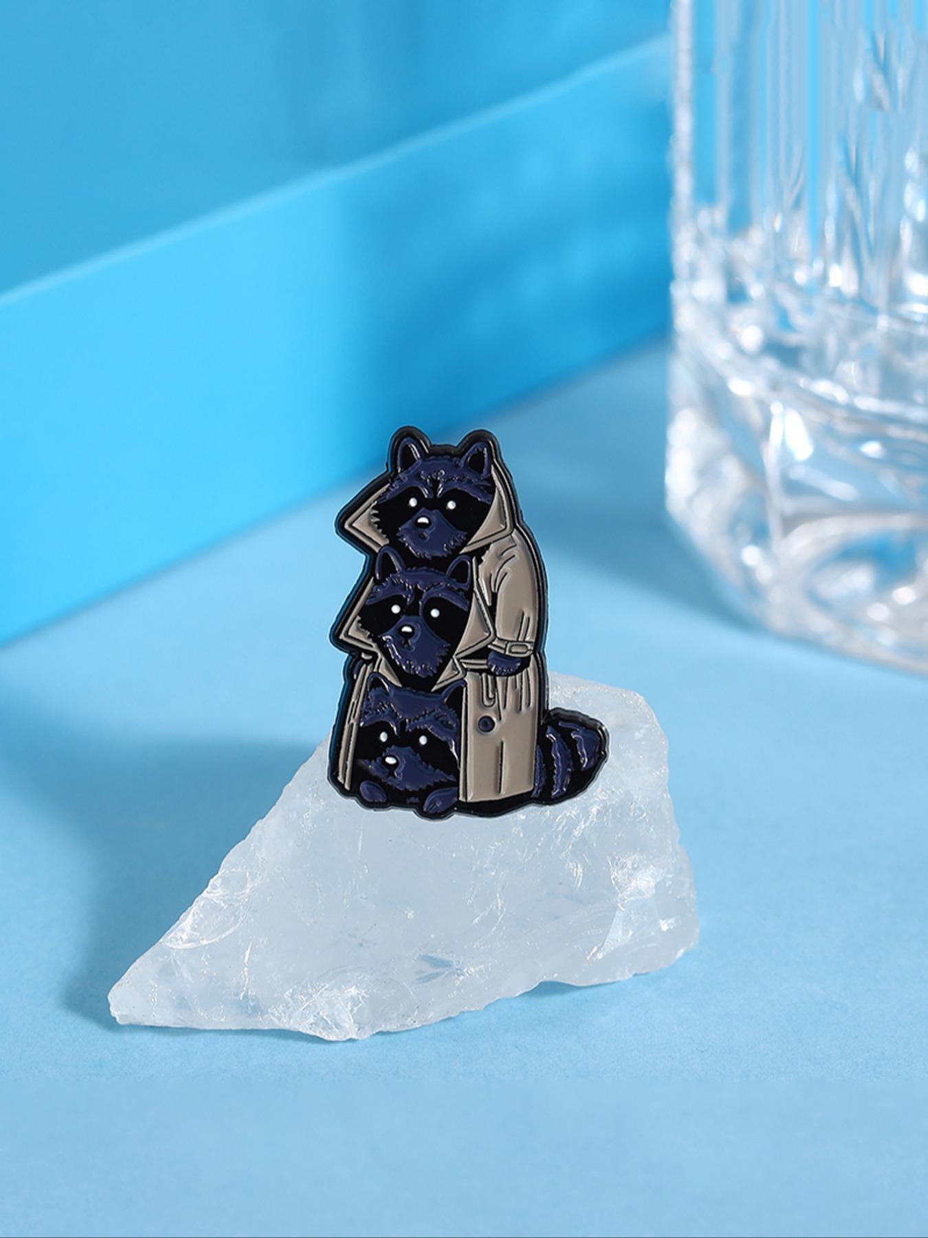 Cute Raccoon Design Brooch, Durable Metal Pins, Hat Pins, Fashionable Clothes Accessories for Women & Men, Trendy All-match & Exquisite Brooch for Birthday Gift, Fashion Accessory