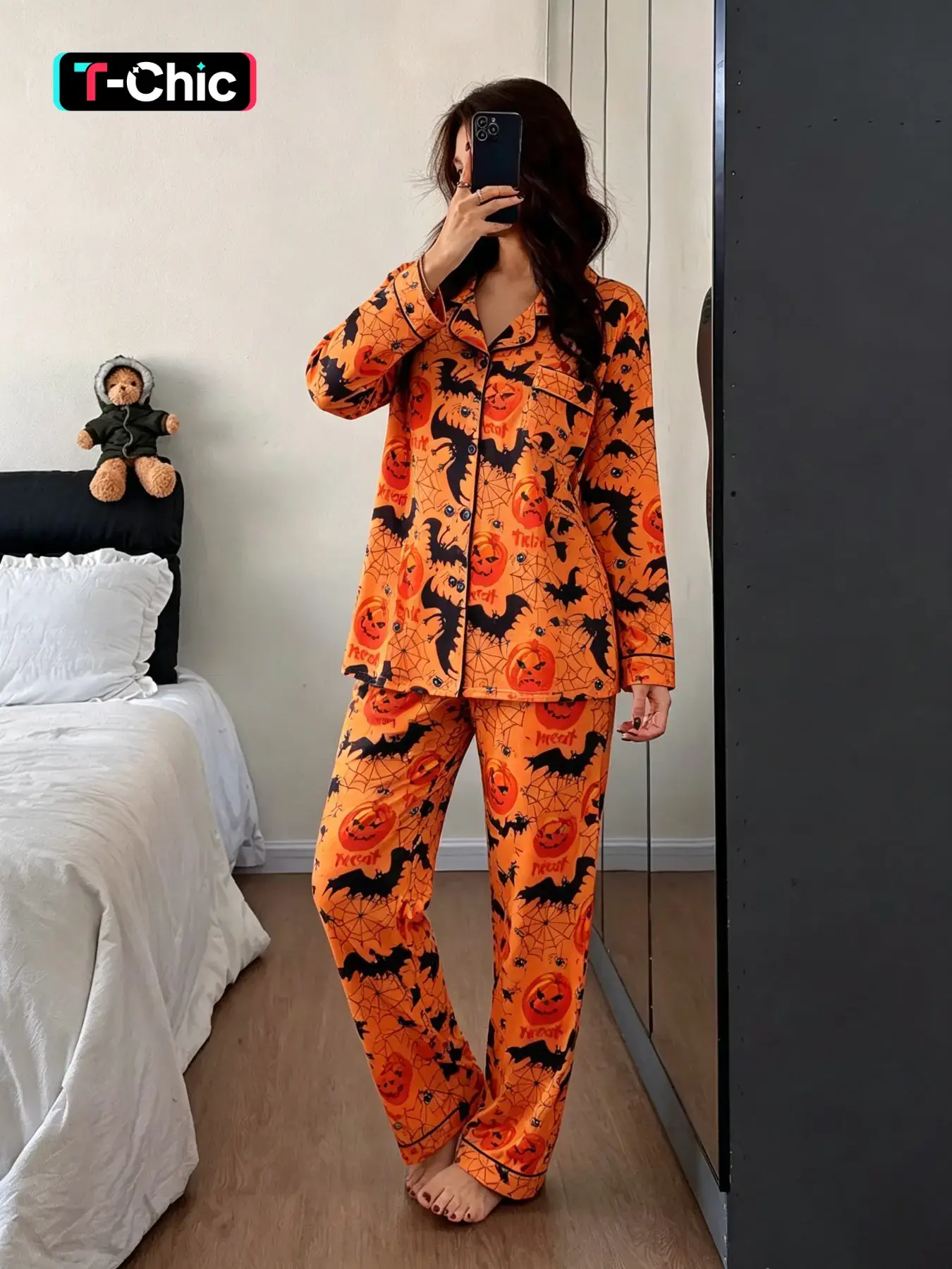 Halloween Sleepwear, Women's All-Over Cartoon Print Long Sleeve Top and Elastic Waistband Pants Loungewear 2-Piece Set, Soft Comfortable Fabric Small Pockets Button Closure Top