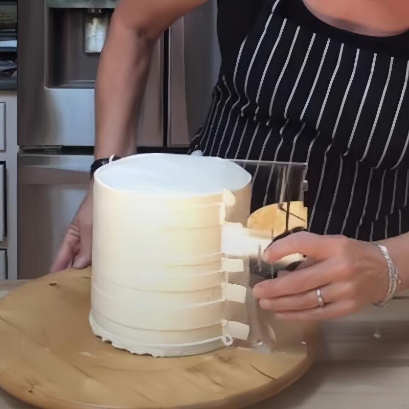 7pcs Large Clear Acrylic Cake Scraper Set Cake Icing Smoother Scraper Frosting Comb Cake Edger Stripes Contour Comb Pastry Cutter For Mousse Butter Cream Cake Decoration