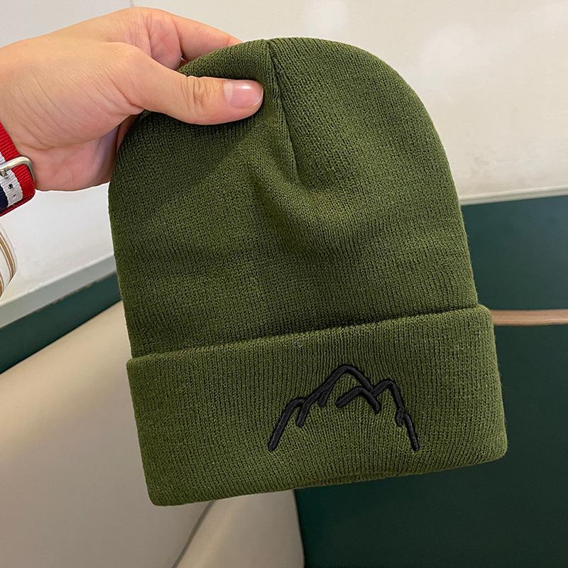 Korean Style Easy Embroidered Mountain Hat for Men And Women, Perfect for Outdoor Activities, Featuring a Joker Design for Ear Warmth in Cold Weather