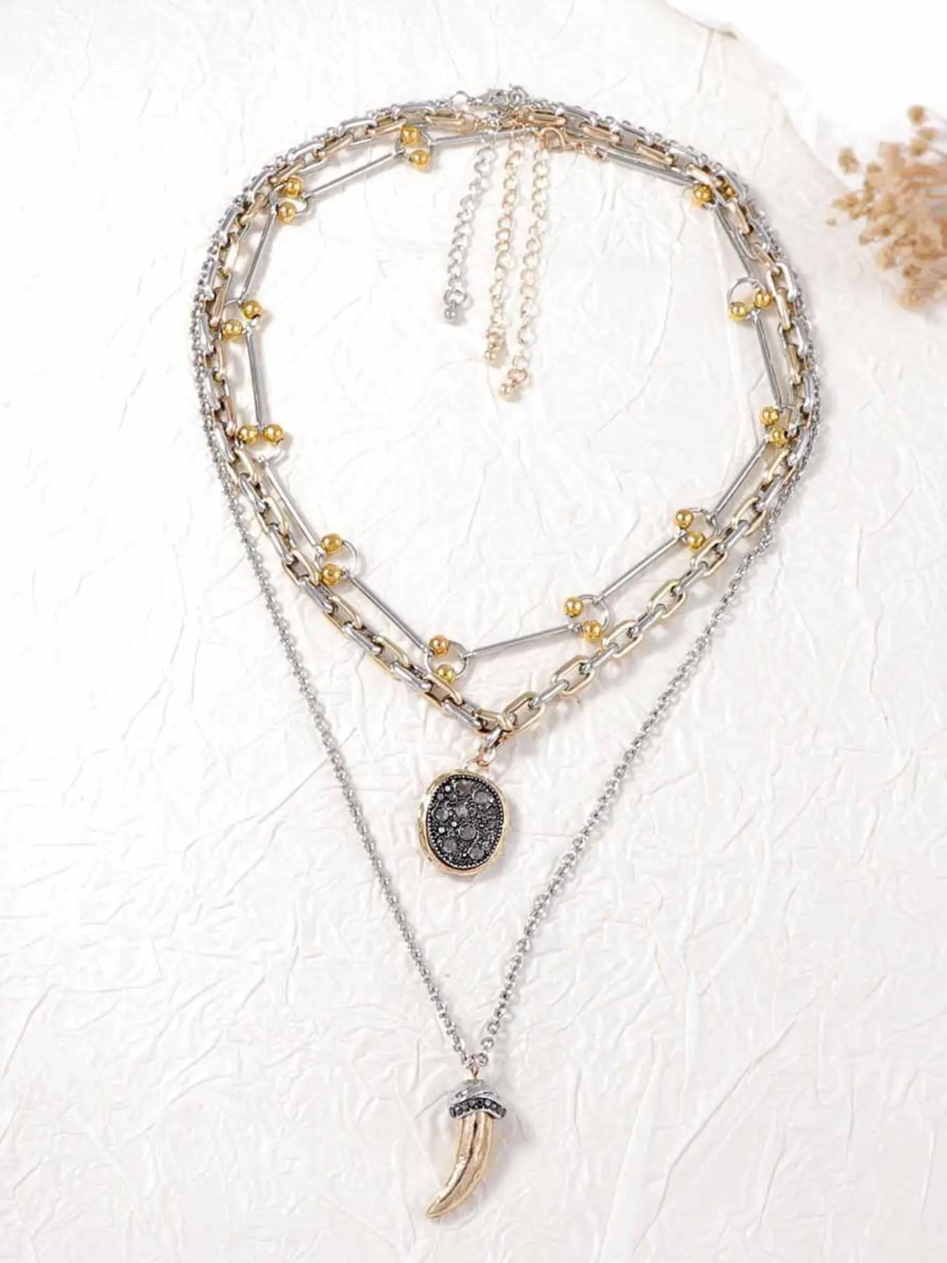Unique Alloy Animal Horn Layered Necklace, Retro Style, Fashion Jewelry Party, Adjustable Chain, Pin + Fang Pendant, Perfect for Daily Wear, Daily Chain Accessory, Music Festivals, Parties