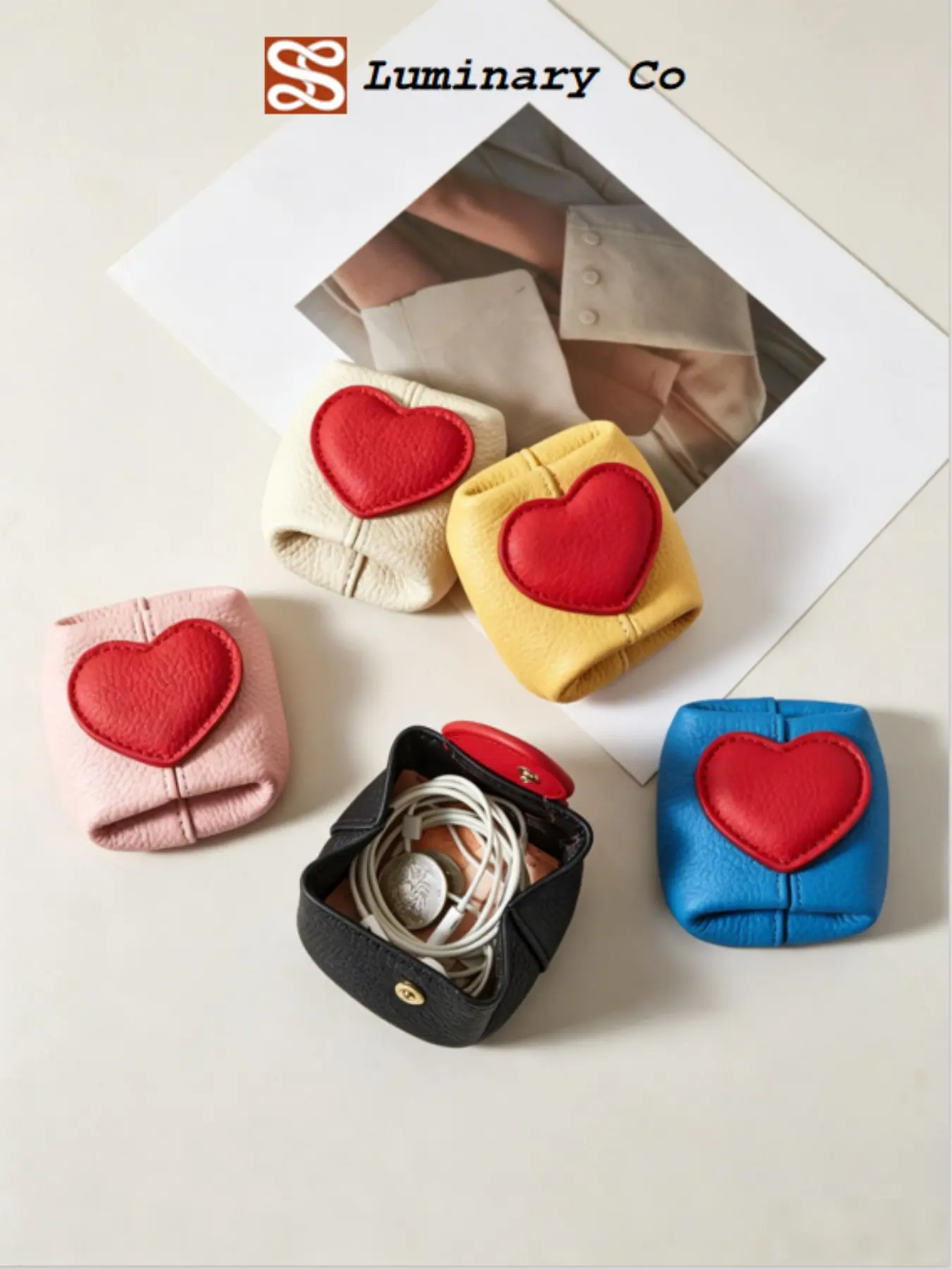Heart Buckle Top Grain Leather Mini Storage Bag, Portable Earphone Coin Wallet, Multi-Color Small Item Organizer, Cute Style