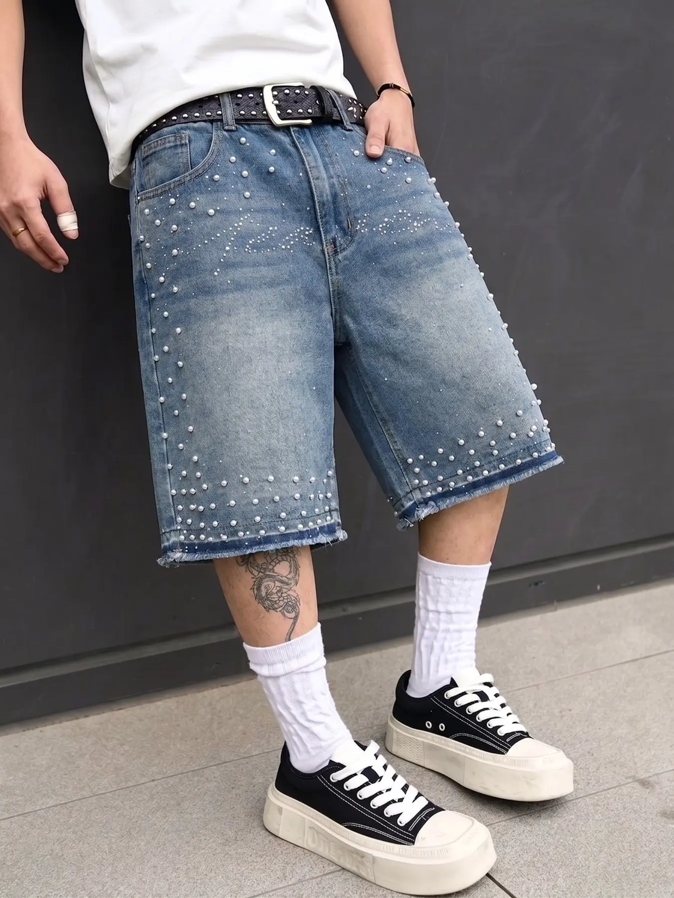 Street Style Patchwork Jeans, Loose-Fitting Pearl Rhinestone Denim Shorts, Trendy Distressed Faded Frayed Edge Design, Summer Streetwear & Commute Pants