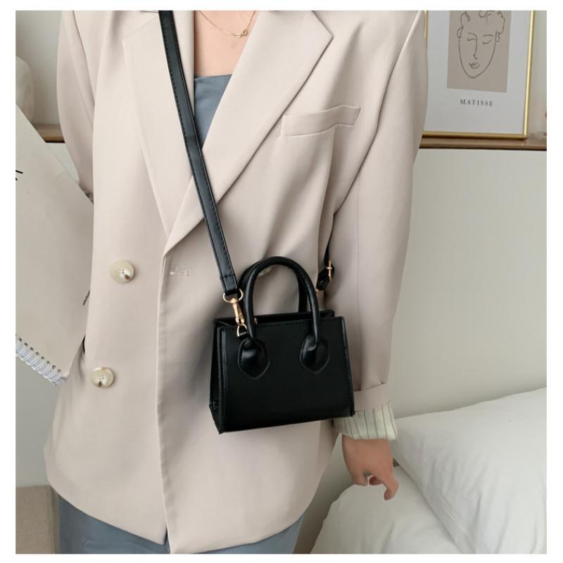 Popular Bags Women's Mini Shoulder Crossbody Ins Versatile Small Square Bag