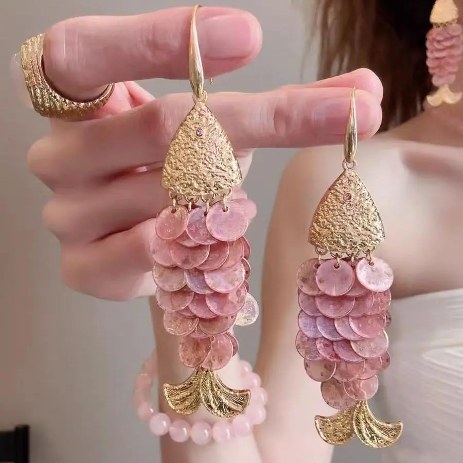 Bohemian Colorful Fish Dangle Earrings Round Shell Disc Drop Earrings Layered Cluster Shell Earring Long Fish Dangle Drop Earring Boho Summer Jewelry
